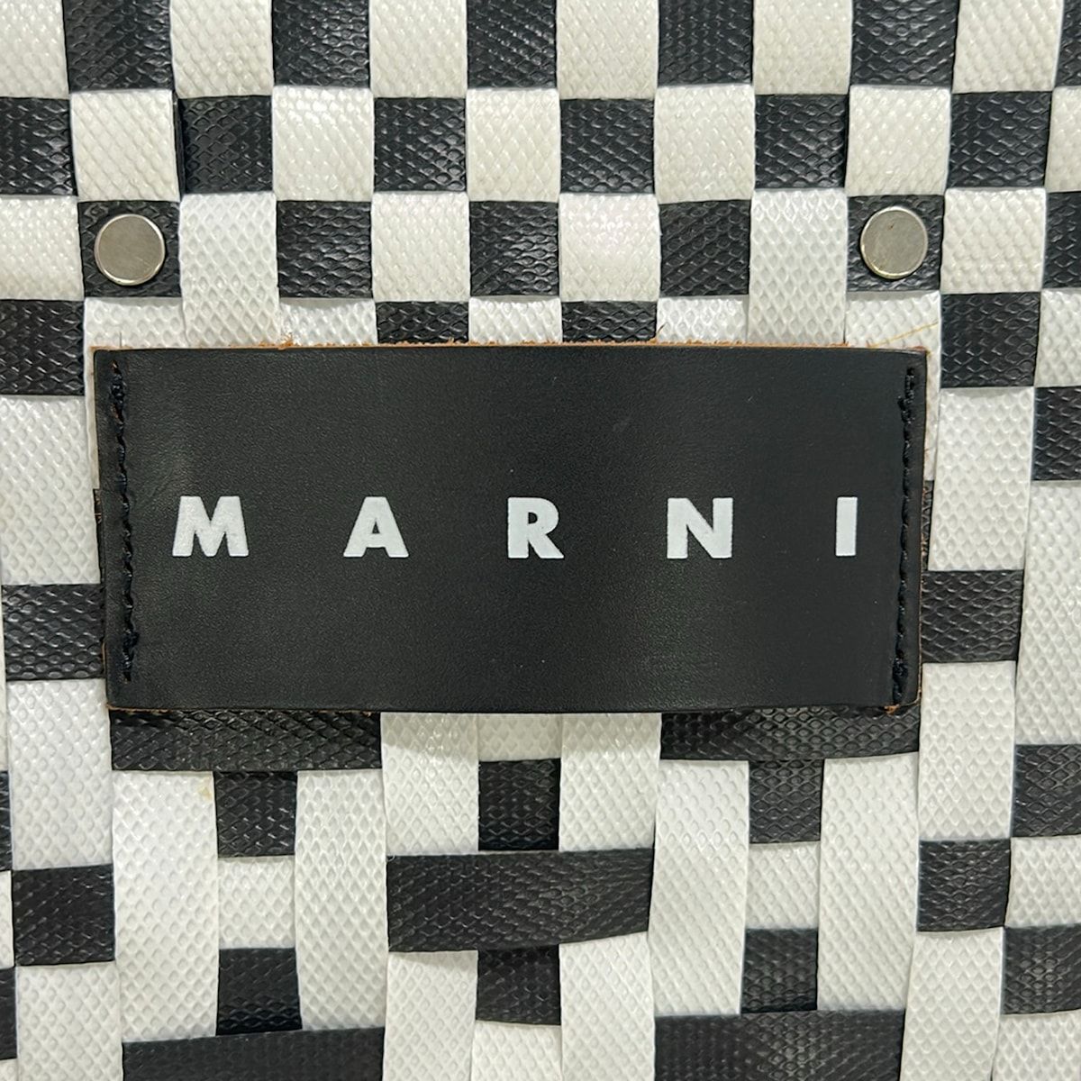 MARNI(マルニ) トートバッグ マルニマーケット 白×黒 かごバッグ