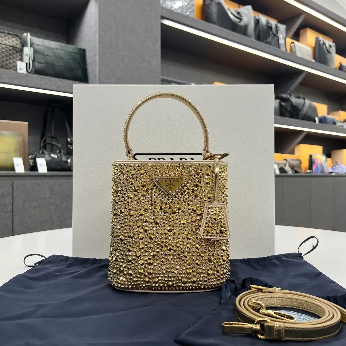 正規品 PRADA クリスタル パニエ サテン ハンドル ショルダーバッグ