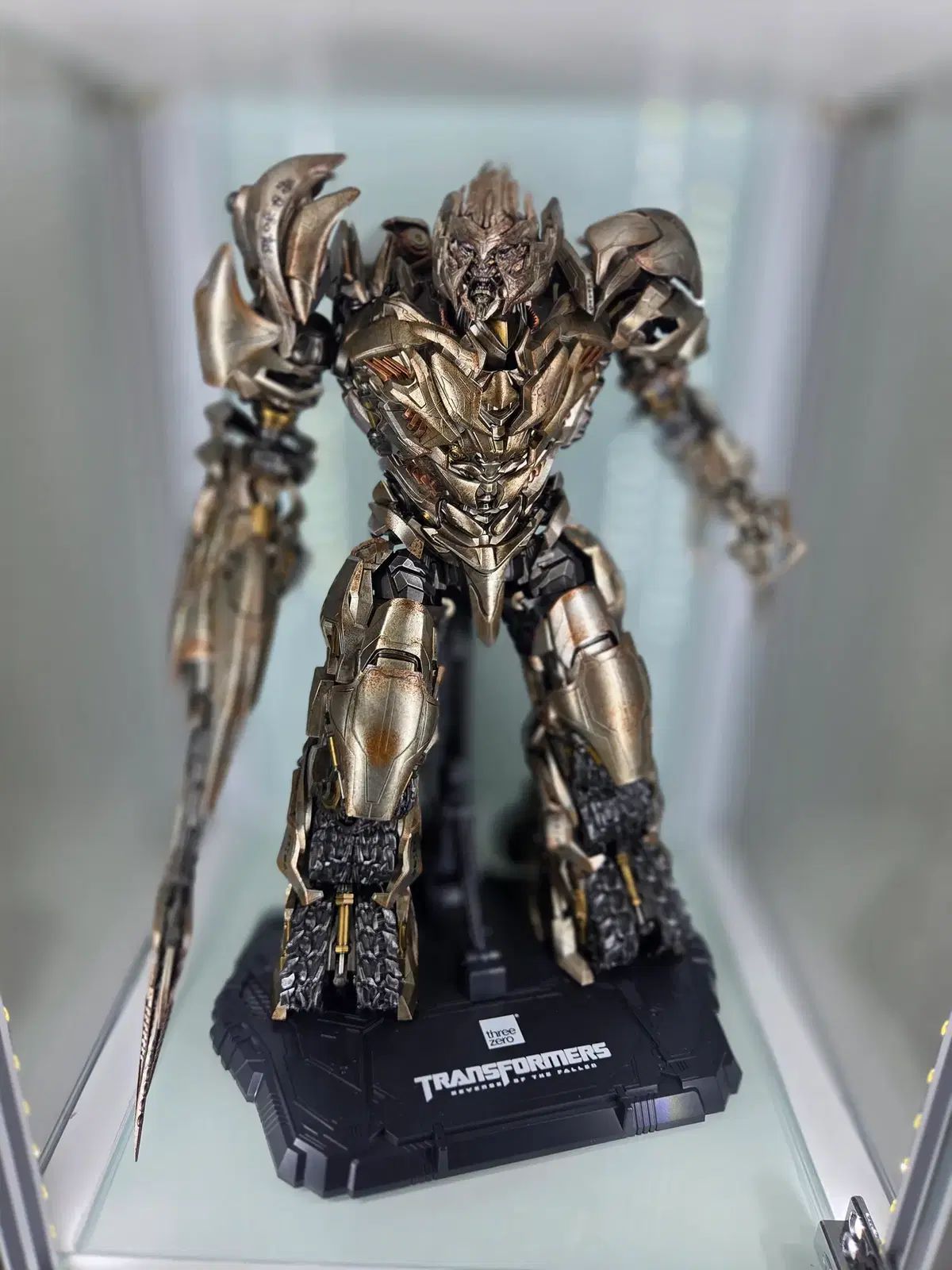 threezero DLX メガトロン 出品