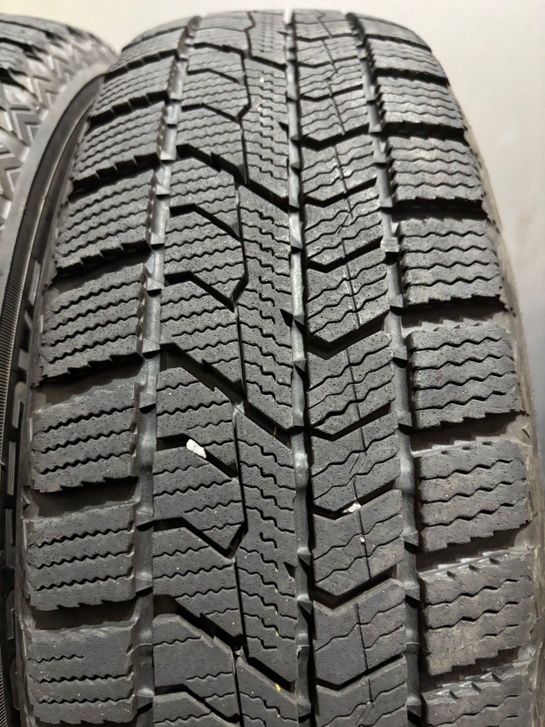 ☆155/65R14 TOYO/OBSERVE GIZ2 23年製 SEIN 14インチ 4.5J +45 100 4H ☆155/65R14 TOYO/OBSERVE GIZ2 23年製 SEIN 14インチ 4.5J +45 100 4H