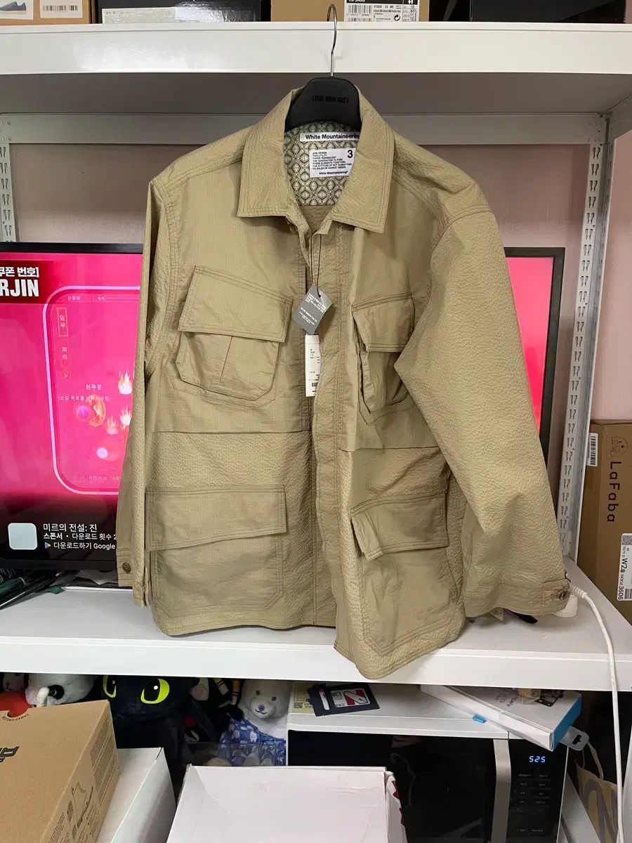 3)ホワイト マウンテニアリング BDU ジャケット ベージュ