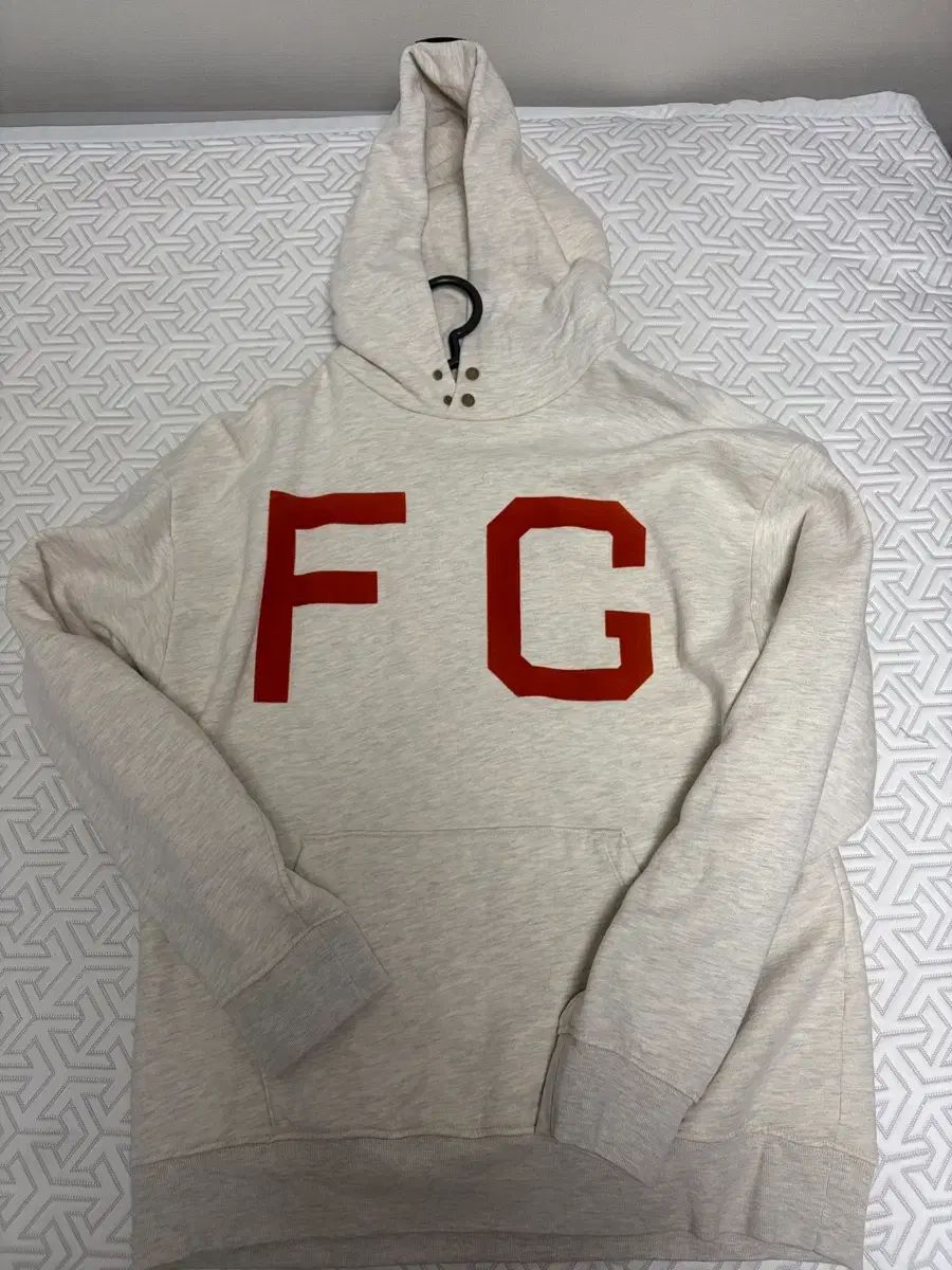 フィアオブゴッド 7th モナーク フーディー