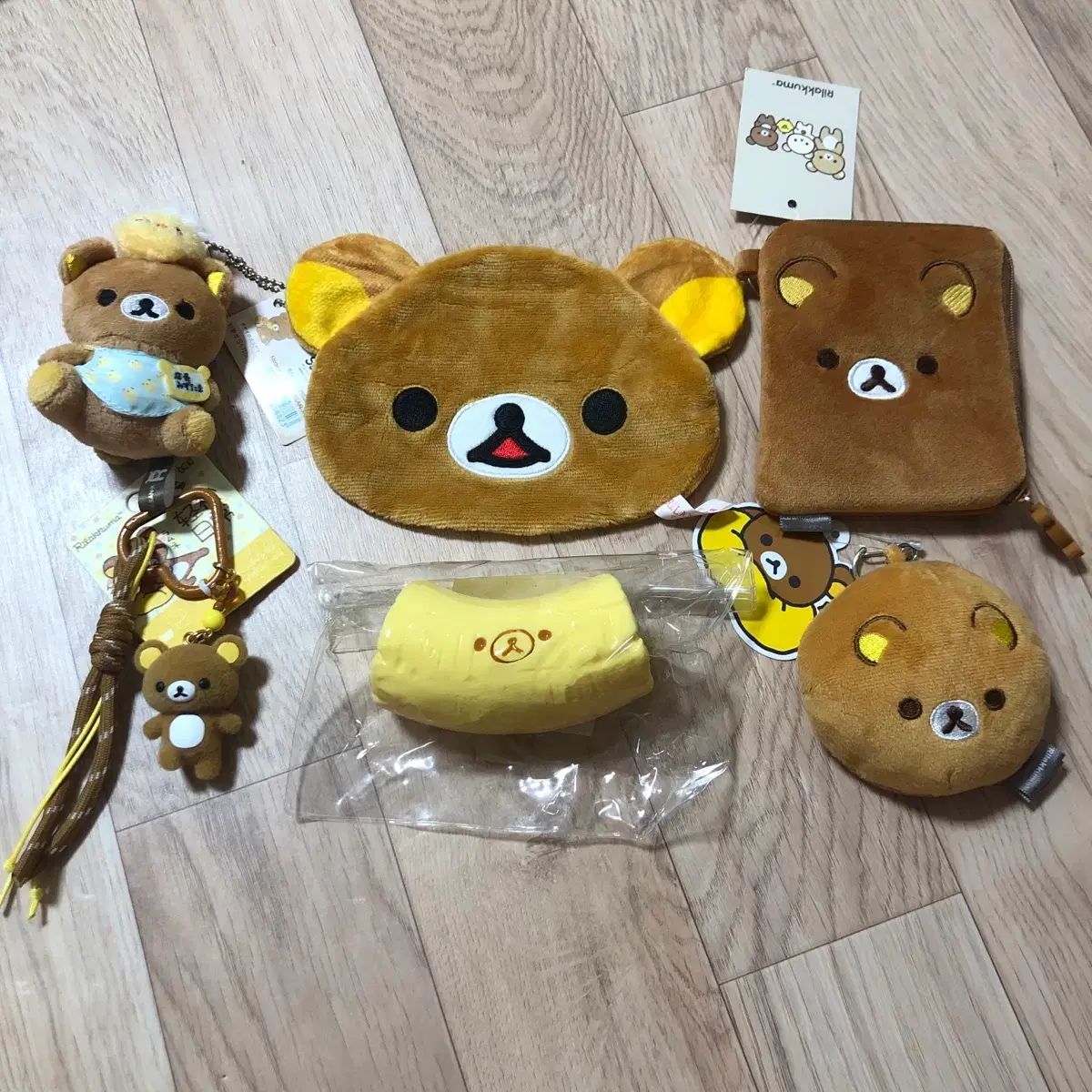 リラックマ ポーチ&ぷにぷに&キーホルダー セット