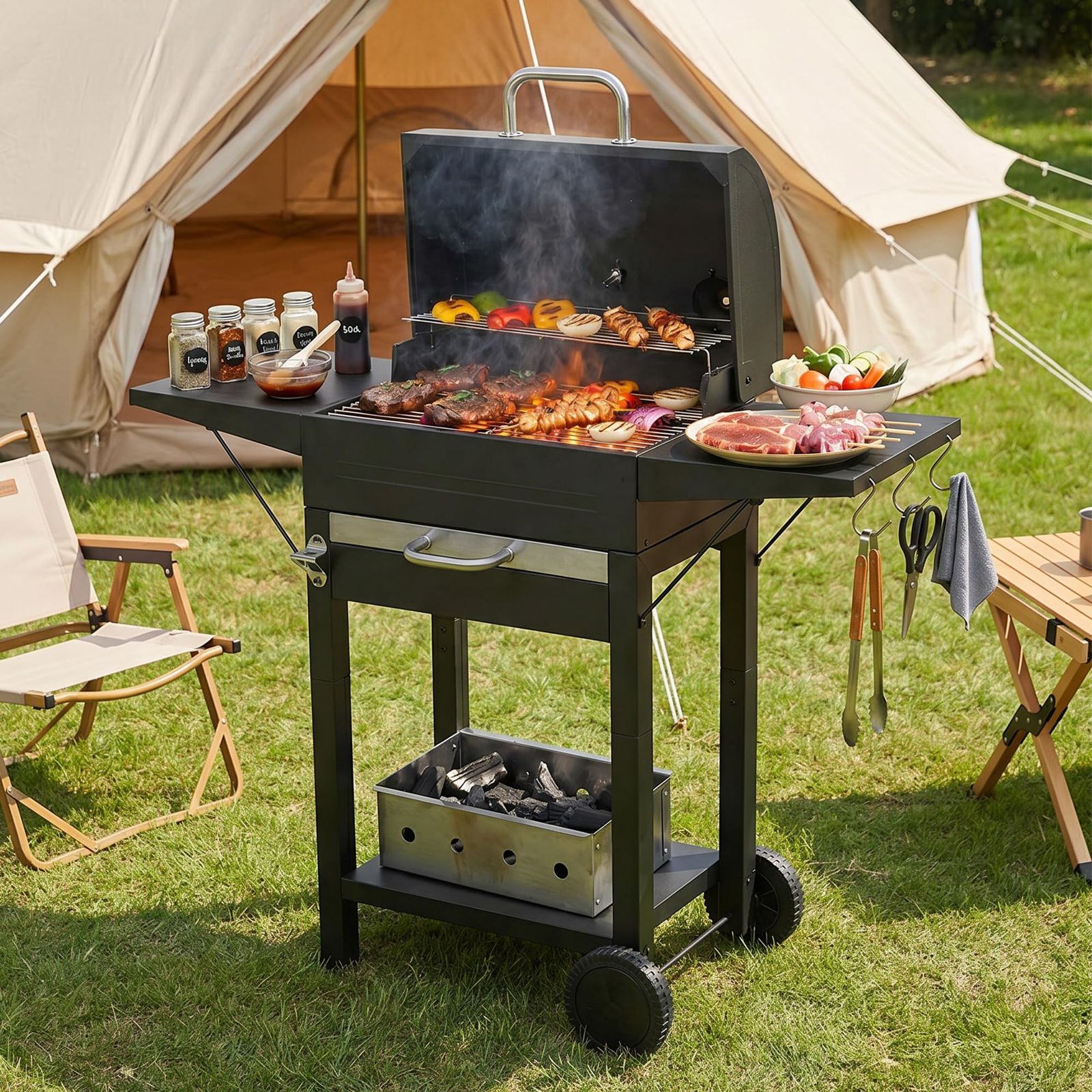 OSJ バーベキューコンロ 引き出し式灰受け 多用棚板 BBQスタンド バレル式 バーベキューグリル 温度計で検温可能 燻製 8-12人用 フック付き 栓抜き