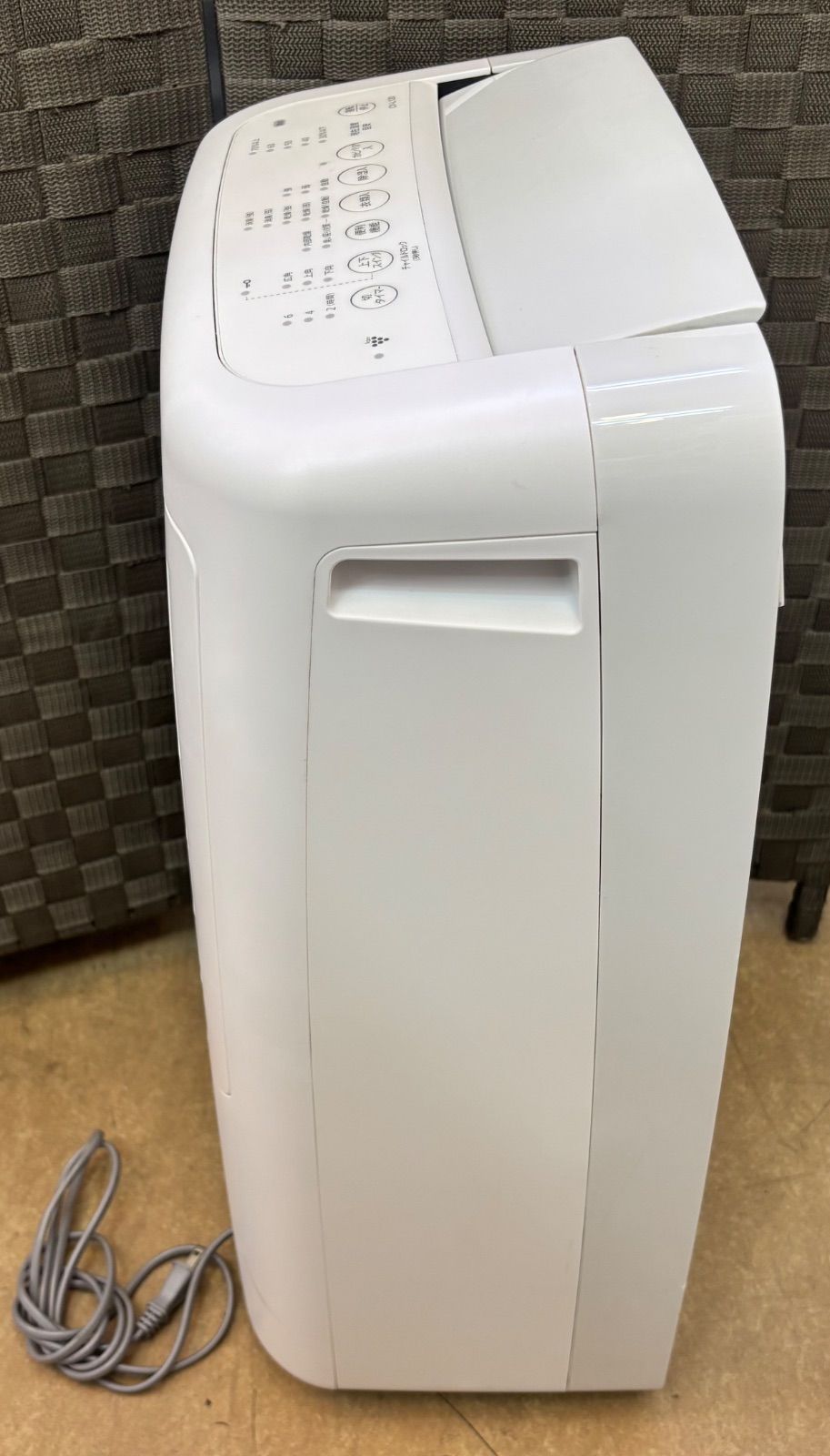 2021年製◆SHARP CV-L120-W 衣類乾燥除湿機★清掃済・動作品② ◇SHARP 除湿機 衣類乾燥機 ~14畳 CV-L120-W - メルカリ