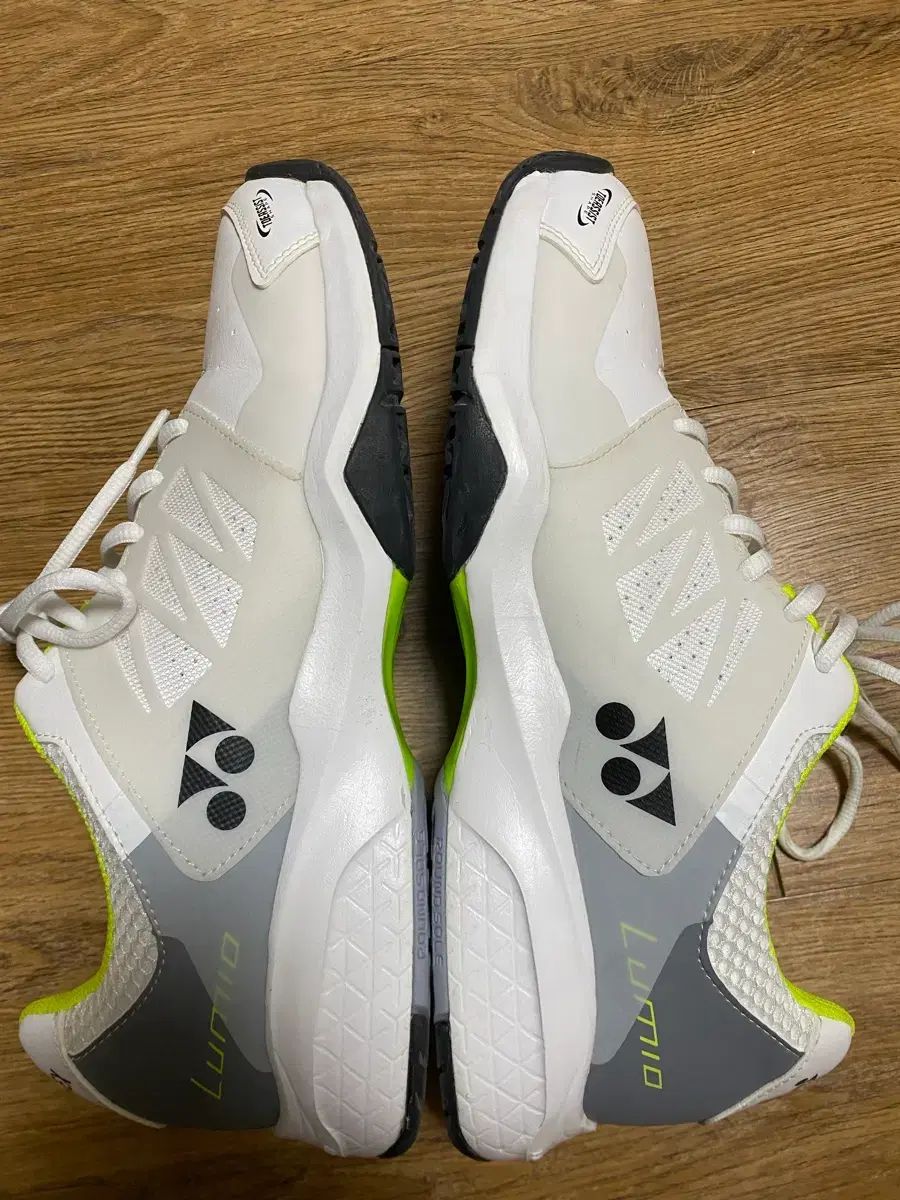 YONEX ヨネックス バドミントンシューズ 285