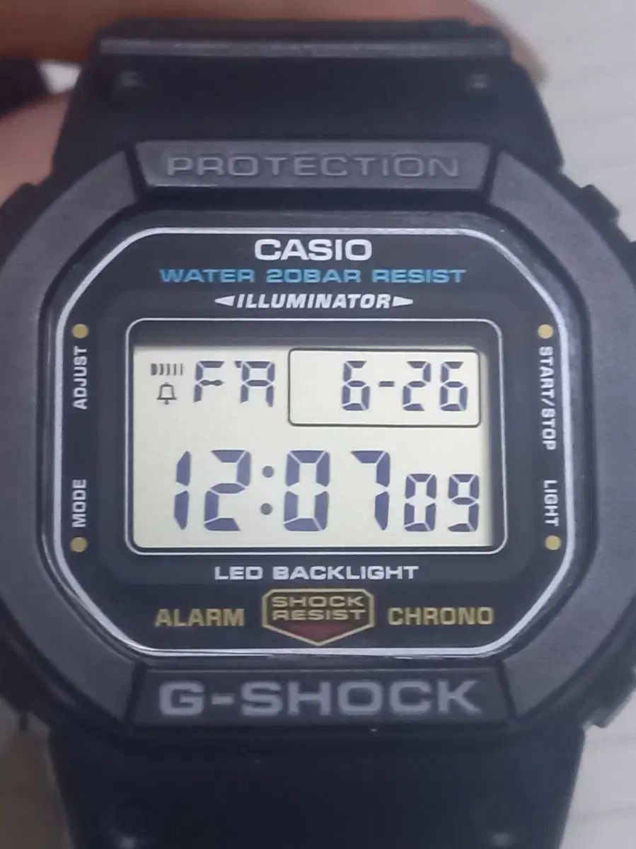 G-SHOCK ジーショック dw5600ue 軍用時計 学生用時計