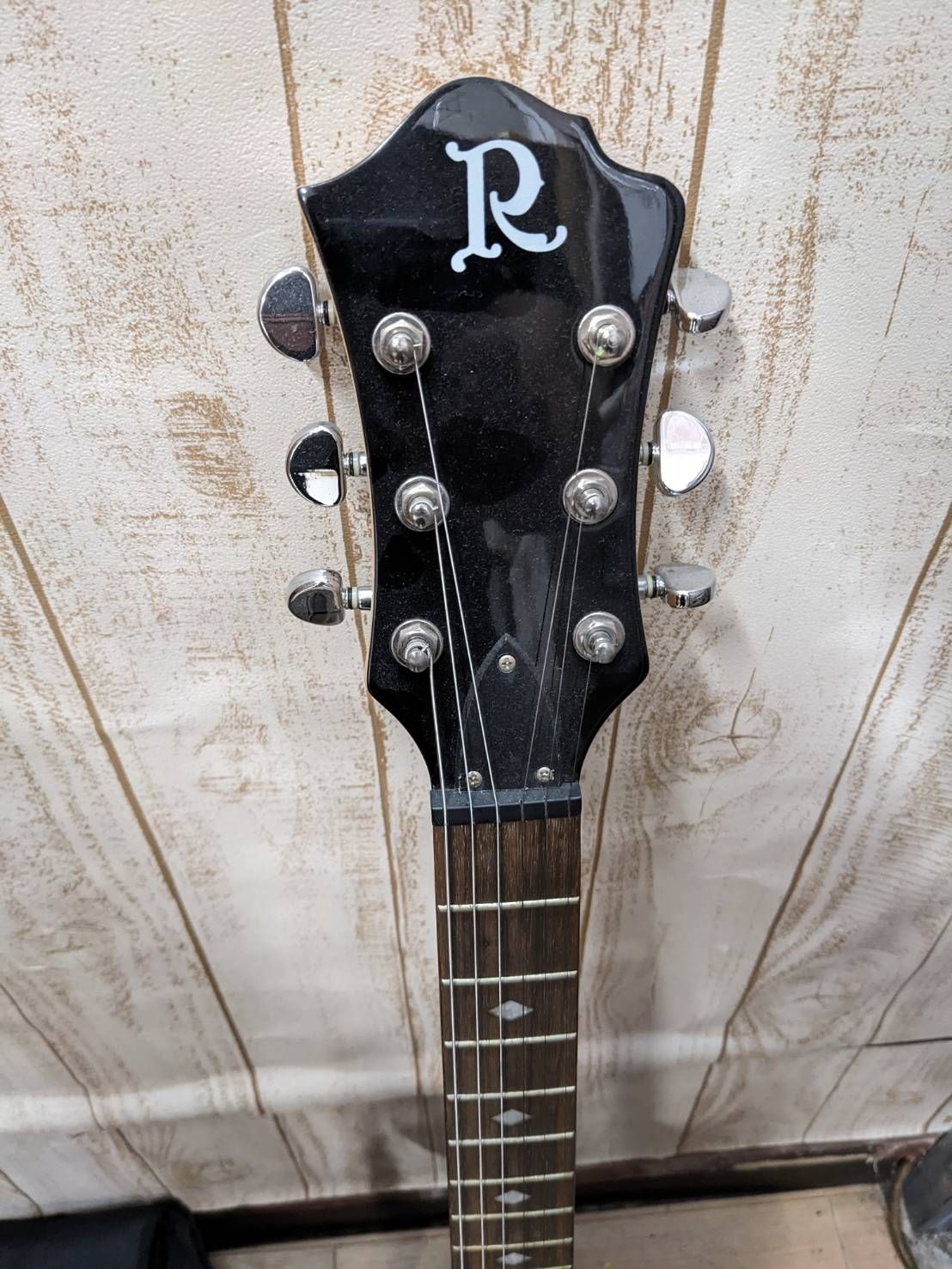 S96835 C.Rich BCリッチ エレキギター 赤 レッド系 ソフトケース