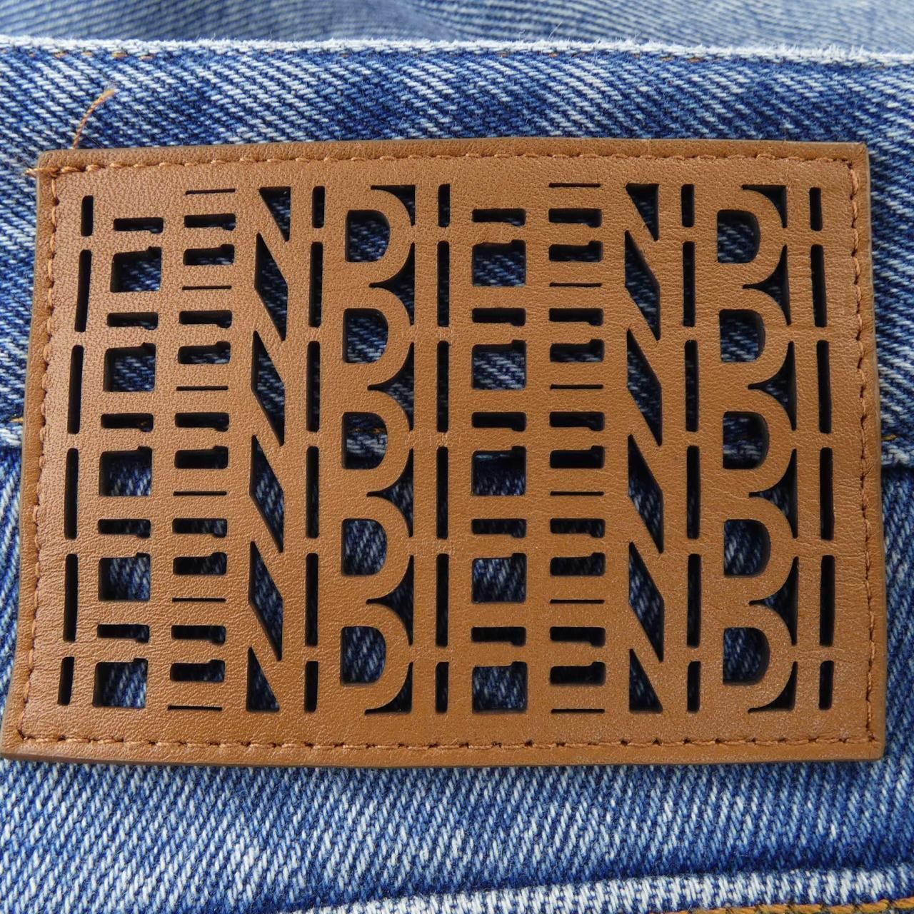 フェンディ FENDI FLP202 ABK9 ジーンズ