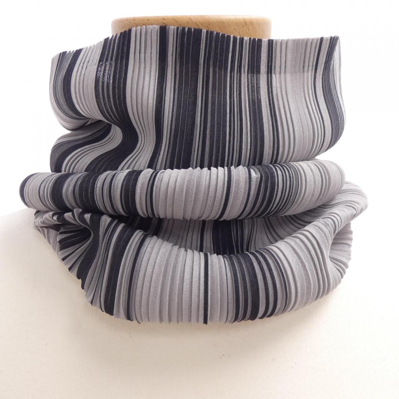 プリーツプリーズ PLEATS PLEASE PP64-AD381 MUFFLER