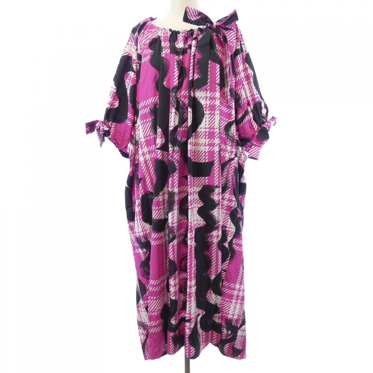 ヴィヴィアンウエストウッドレッド Vivienne Westwood RED LABEL 16-12-551017 ワンピース
