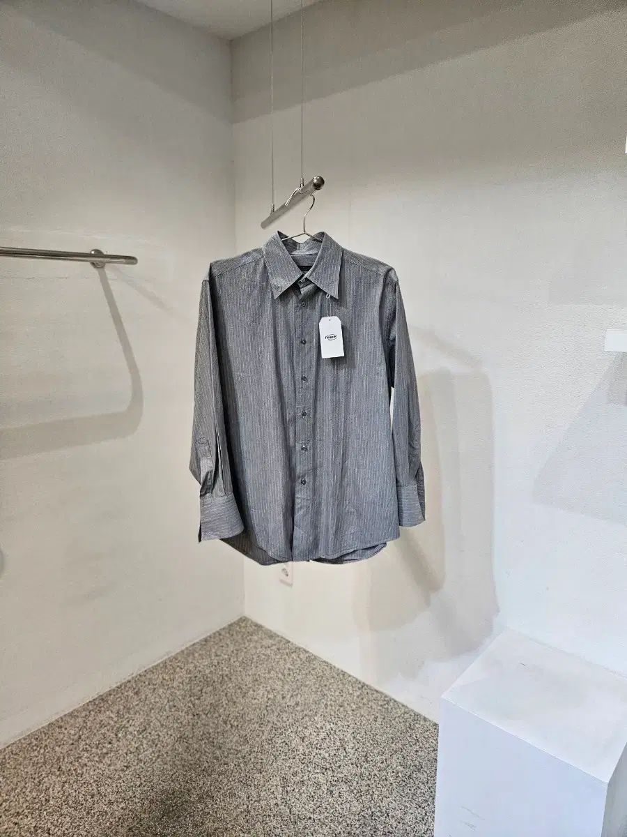 DKNY ヘリンボーン シャツ