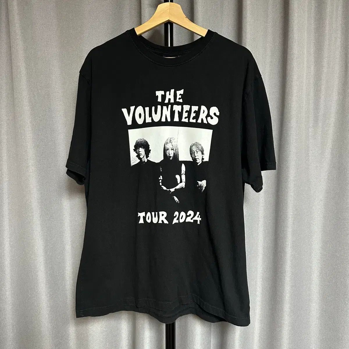 ザ・ボランティアーズ 2024 ツアー Tシャツ L