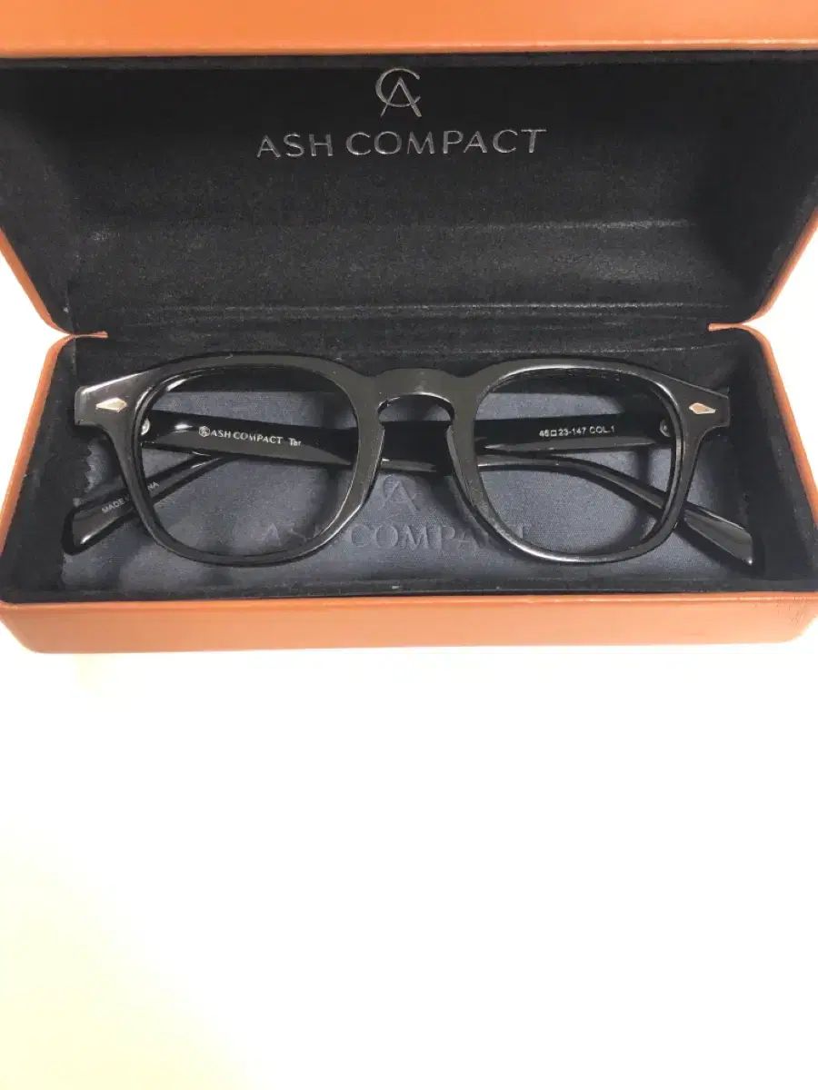 アッシュコンパクト タール46 (ASH COMPACT TAR 46)