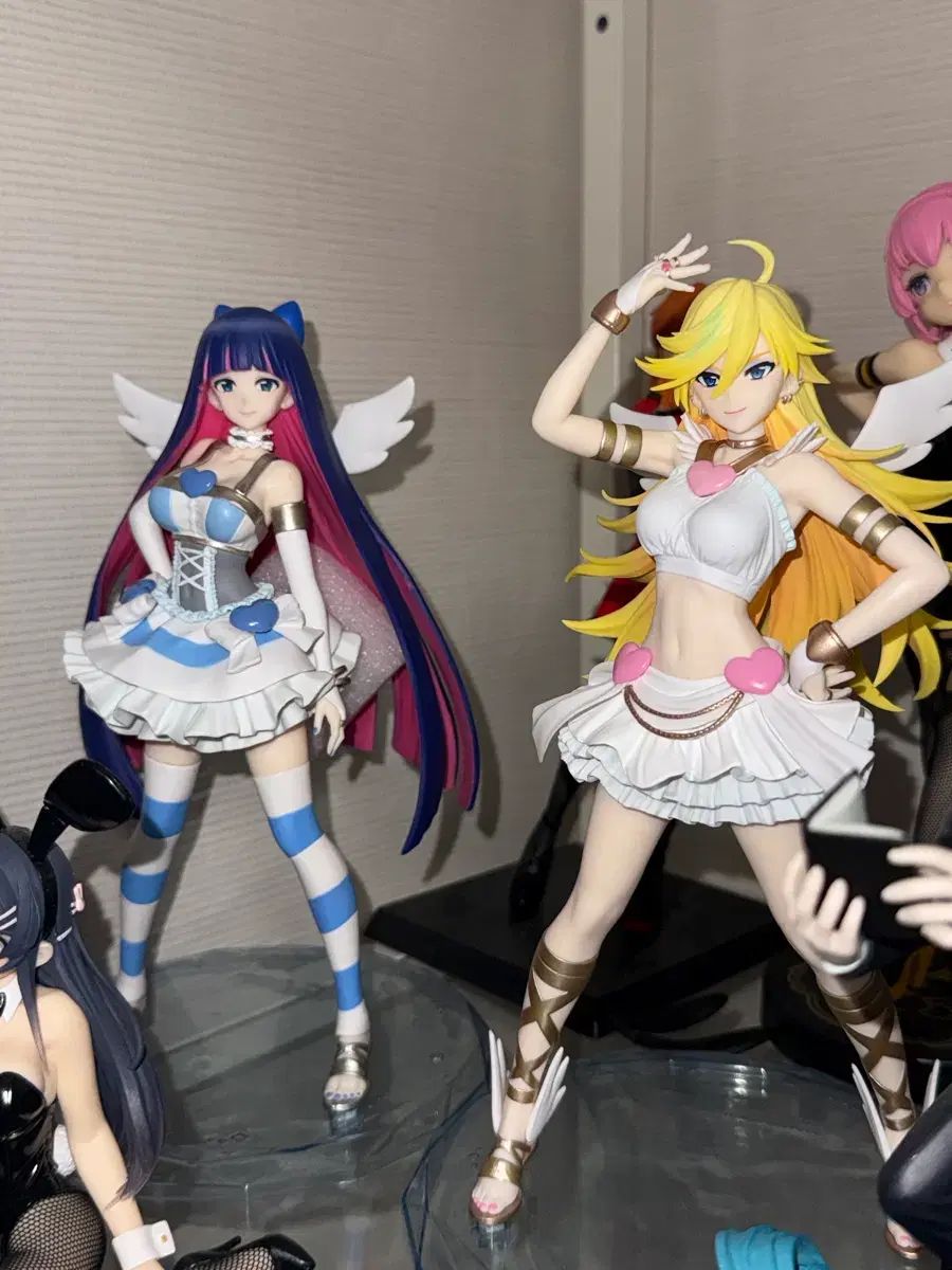 ショーツ アンド ストッキング with ガーターベルト ブリリアント フィギュア まとめ
