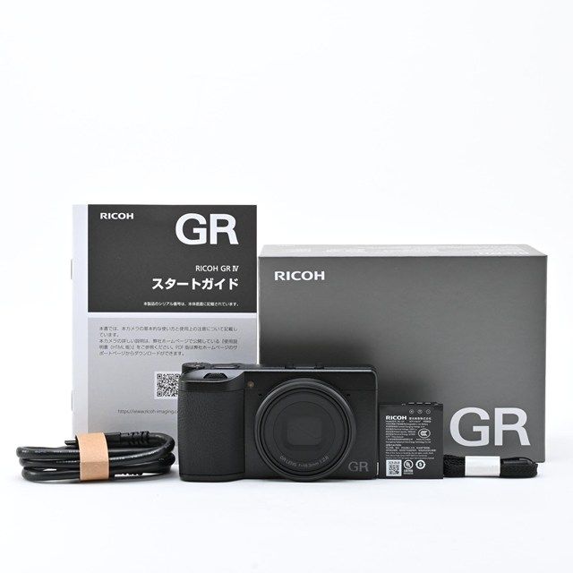 ＜美品＞ RICOH GR IV デジタルカメラ｜シャッター数1,670枚｜使用感少なめ｜外観新品同様｜動作良好｜光学良好｜安心の極上美品コンディション