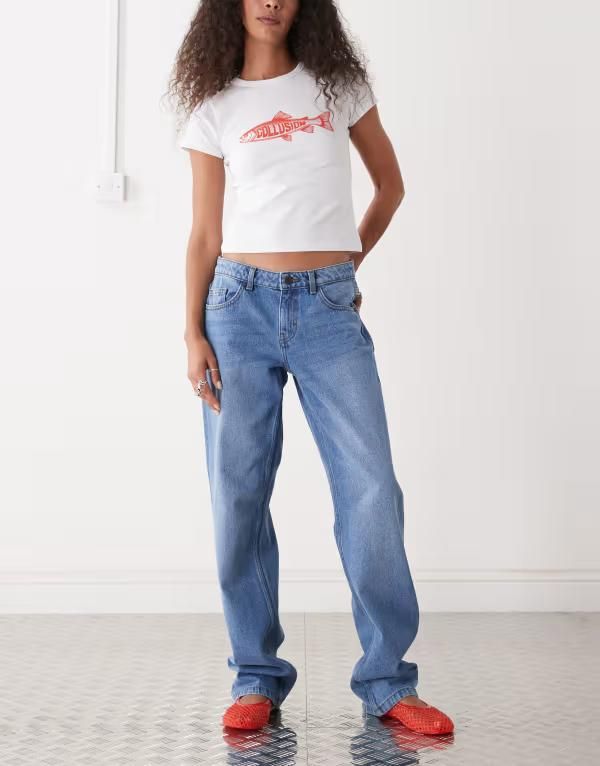 ノイジーメイ レディース ボトムス デニムパンツ ストレート デニム ジーンズ Noisy May Reggy low waist straight leg jeans in mid blue den