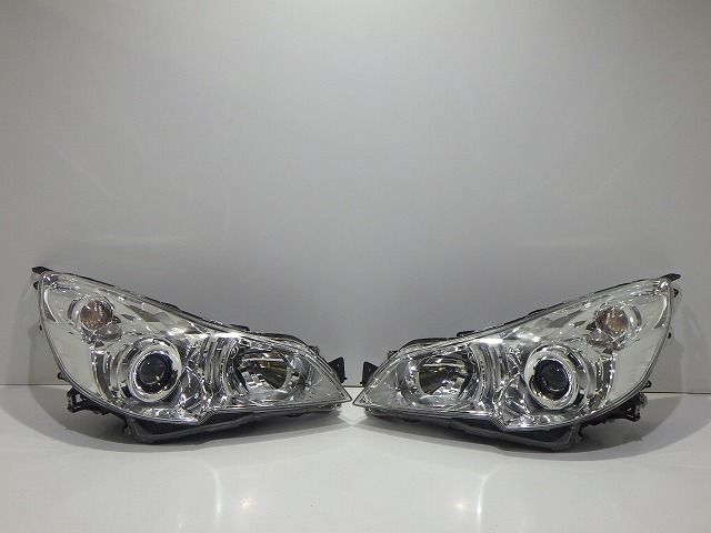 レガシィ　ヘッドライト　左右　HID　BR　BM　前期　5J　100-20061 レガシィ HID 前期 100-20061 5J BR BM ヘッドライト左右 BR⁄BM スバル 右
