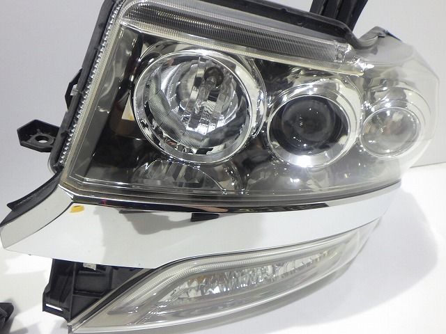 N-BOXカスタム ヘッドライト 左右 HID JF1/2 前期 100-62038 4 33100