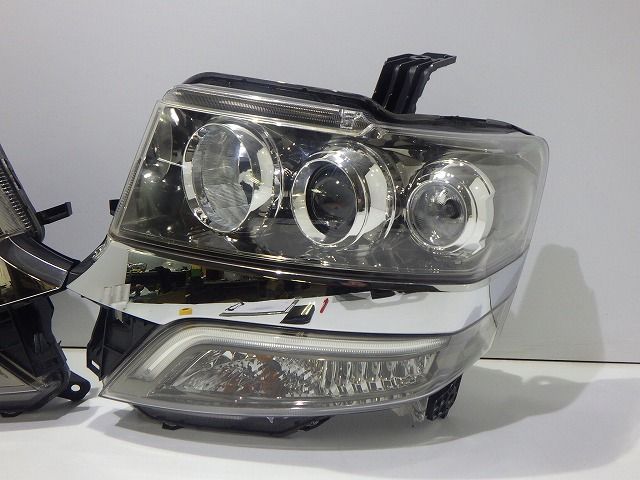N-BOXカスタム ヘッドライト 左右 HID JF1/2 前期 100-62038 4 33100