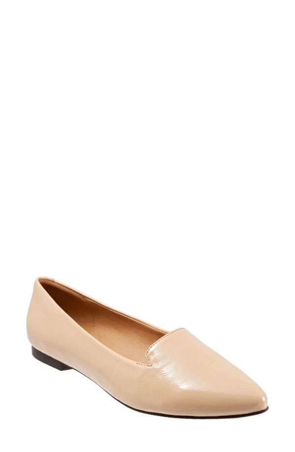 トロッターズ レディース シューズ スリッポン・ローファー Trotters Harlowe Pointed Toe Loafer Nude Faux Leather
