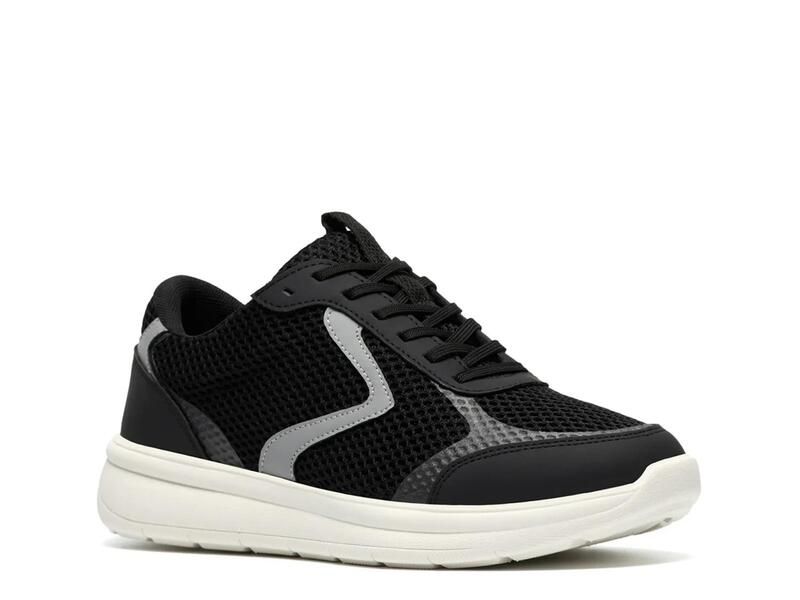 クラークス レディース シューズ スニーカー ClarksCloudsteppers Ezrinn Tie Sneaker Black ブラック