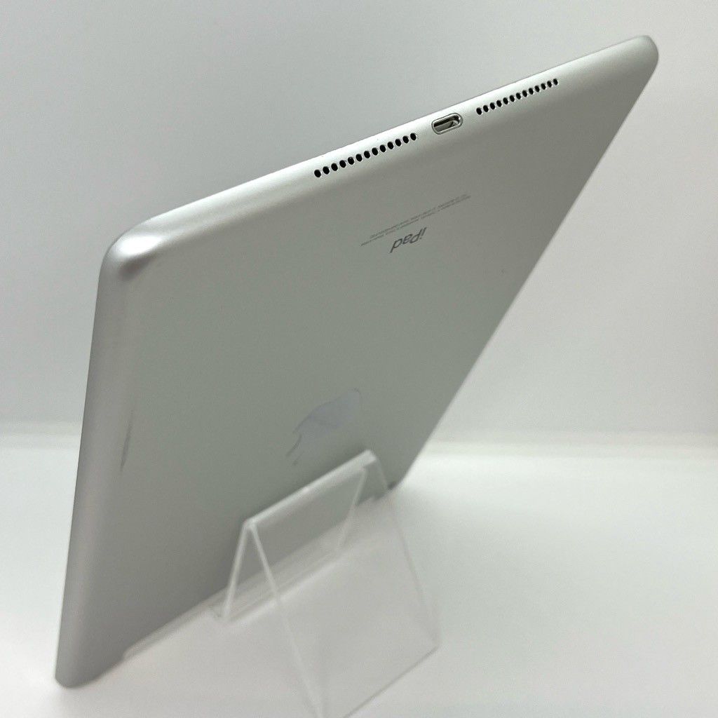 液晶美品】iPad 第6世代 128GB Wi-Fi+Cellula シルバー ソフトバンク