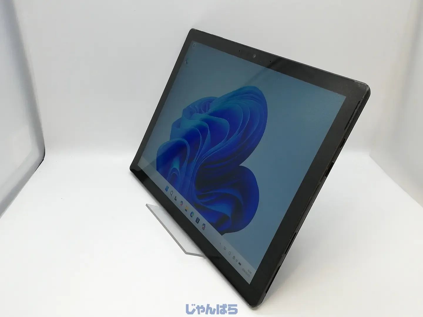 Microsoft Surface Pro7 【i5 1035G4 8G 256G】 PUV-00027 ブラック office.adobe13点ソフト付き 27,944円