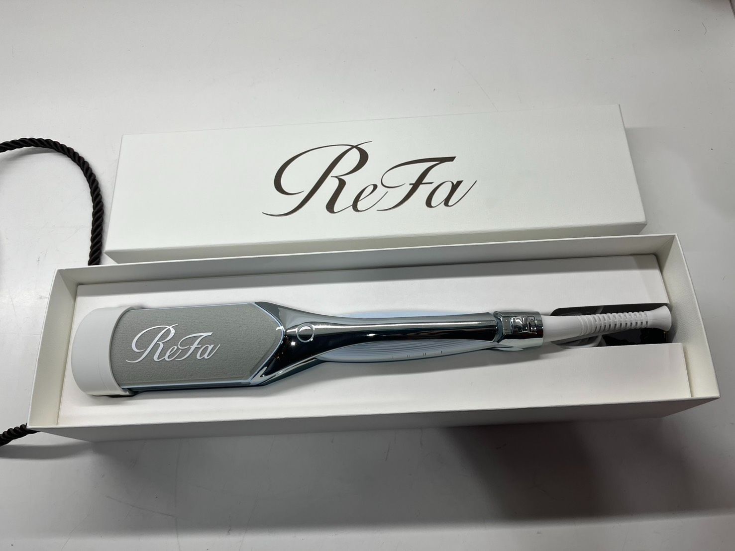 ● 未使用に近い ヘアアイロン Refa リファ パワーストレートアイロン RE-CA-02A MGT ●