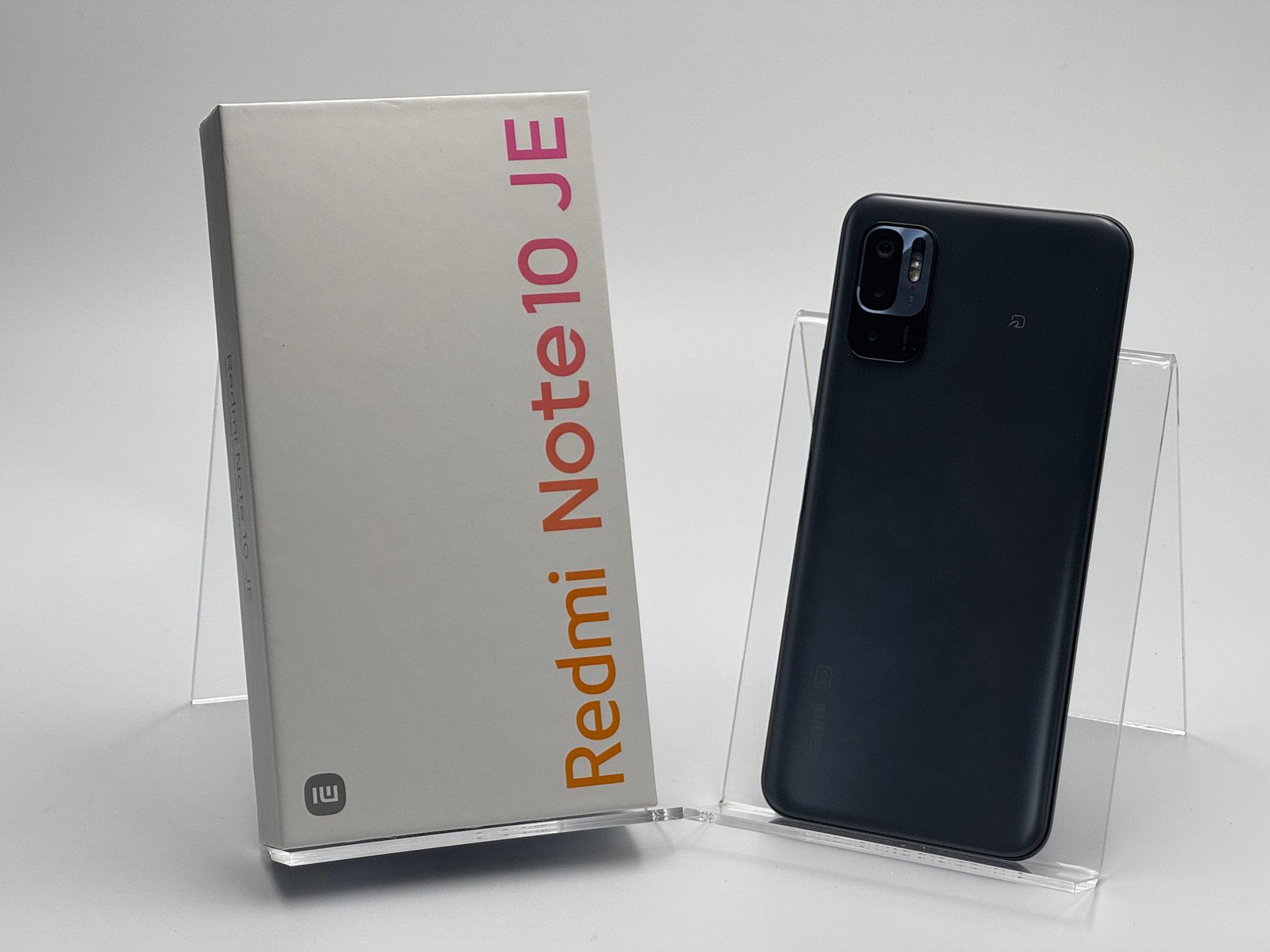 Redmi Note 10 JE XIG02 グラファイトグレー　付属品あり 中古A】Redmi Note 10 JE XIG02 グラファイトグレー SIMフリー 白ロム