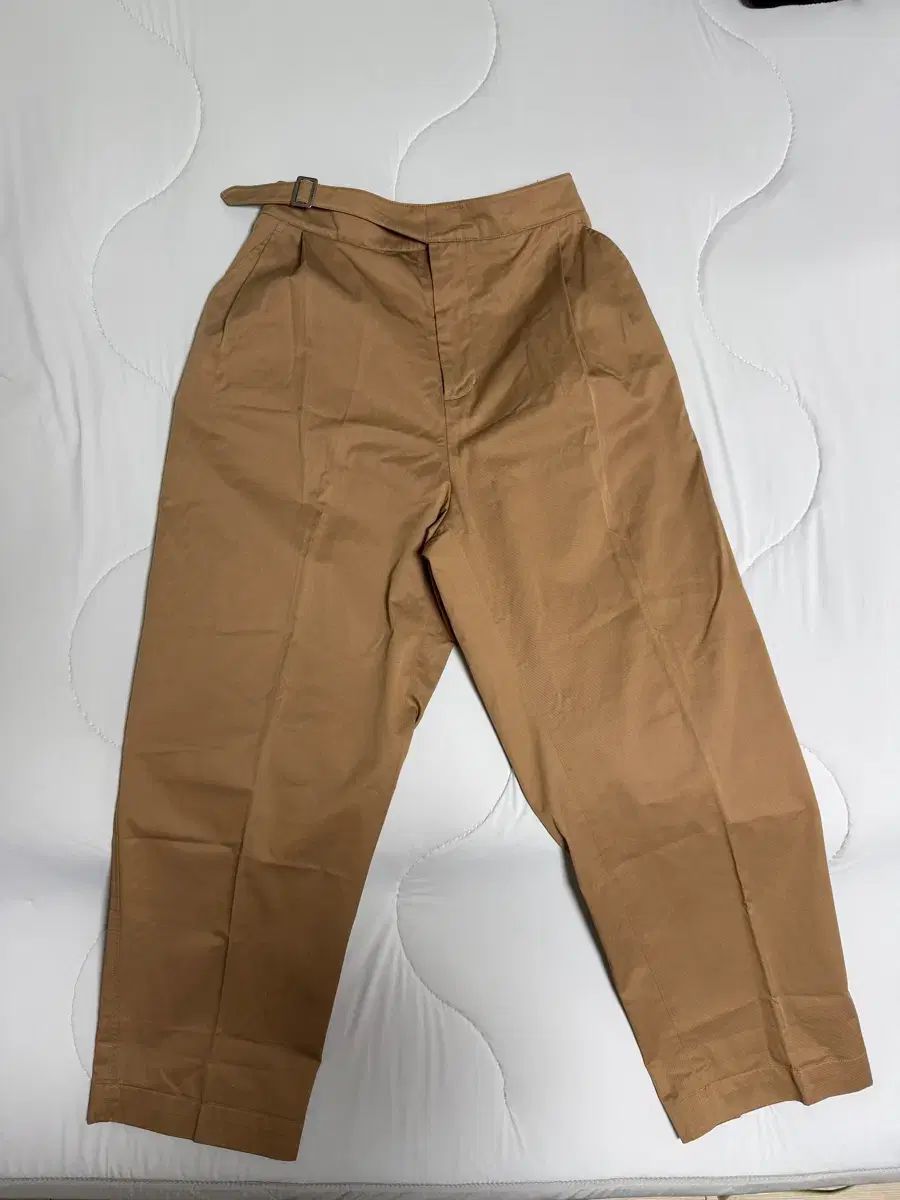 (新品) BESLOW グルカ パンツ