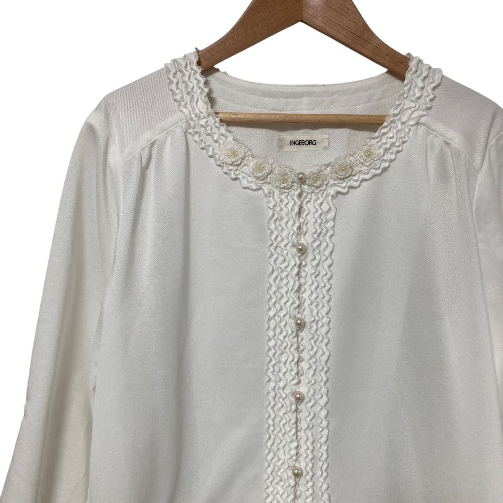 美品 INGEBORG インゲボルグ フラワーモチーフ フリル ノーカラー