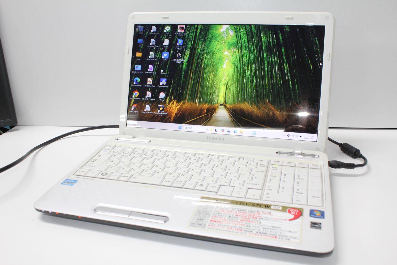 東芝 dynabook T351/i5/SSD240GB/8GB Cランク - メルカリ