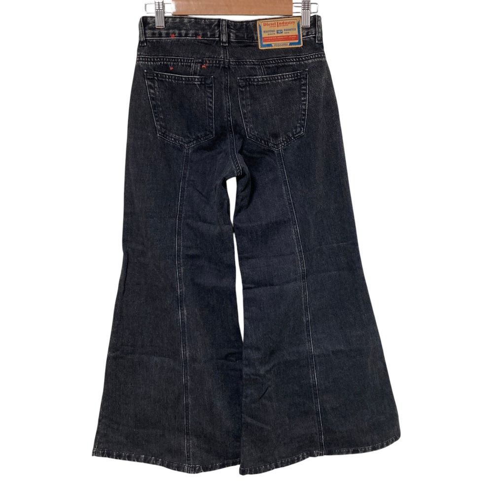 美品 DIESEL ディーゼル D-AKII Bootcut And Flare Jeans ワイド