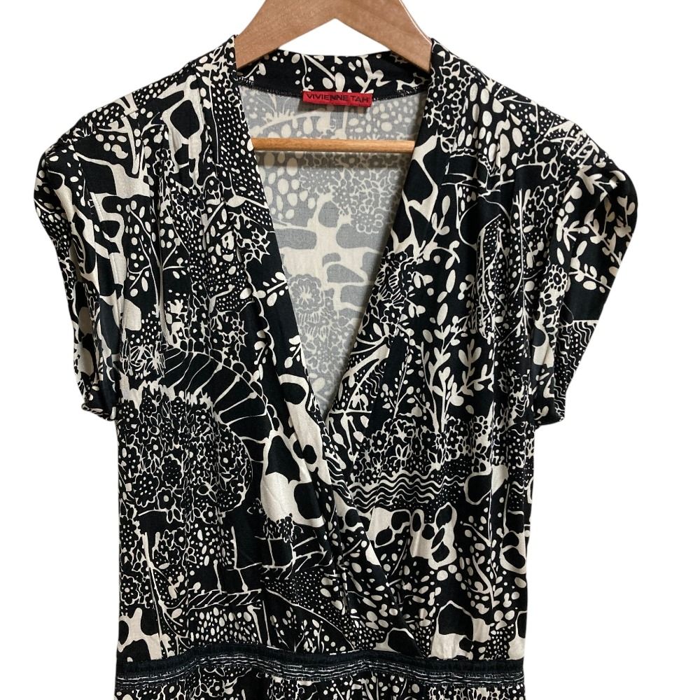 良品 VIVIENNE TAM ヴィヴィアンタム 総柄 シルク カシュクール