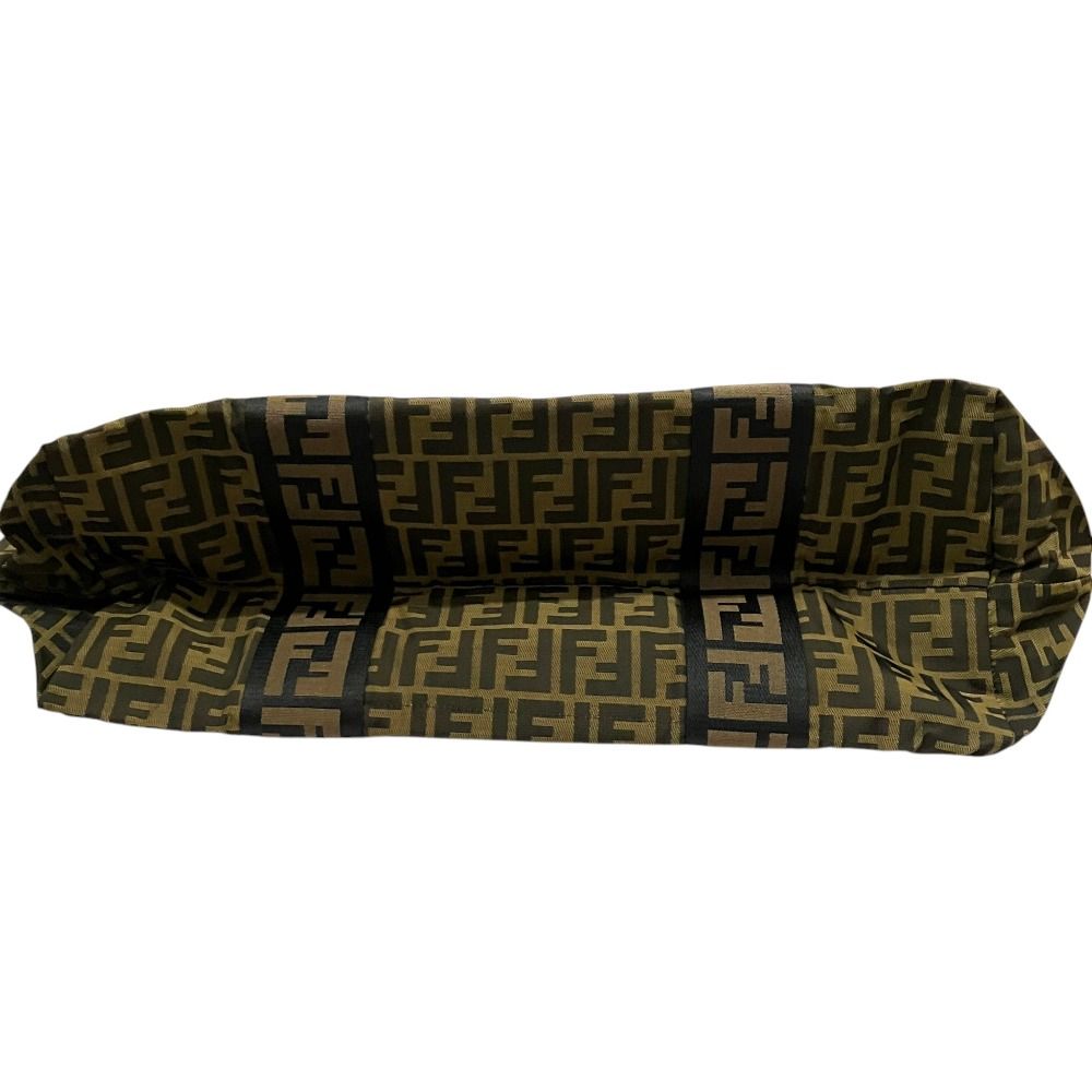 新品同様 FENDI フェンディ ズッカ柄 レザーロゴ ボストンバッグ 新品同様 FENDI フェンディ ズッカ柄 レザーロゴ ボストンバッグ