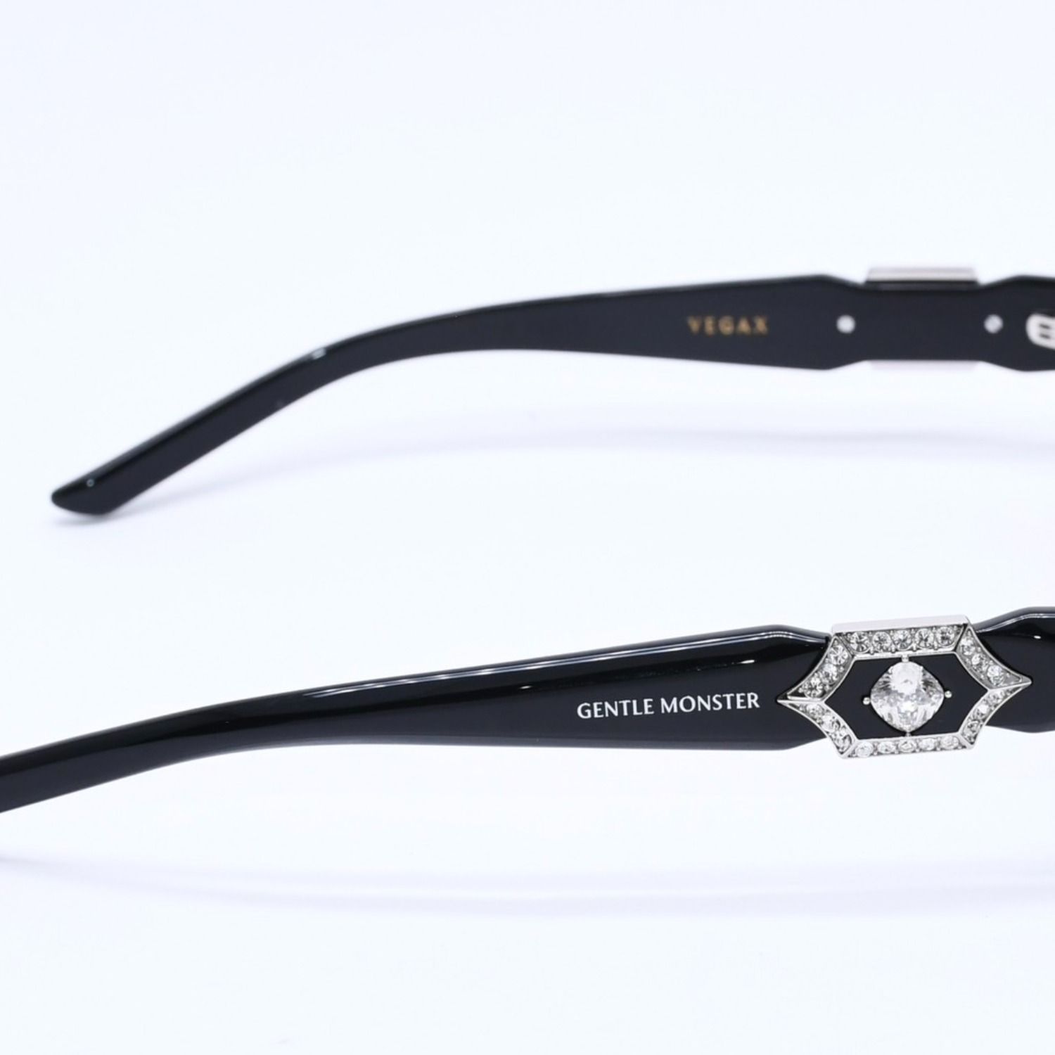 極美品 GENTLE MONSTER ジェントルモンスター VEGAX サングラス サイズ