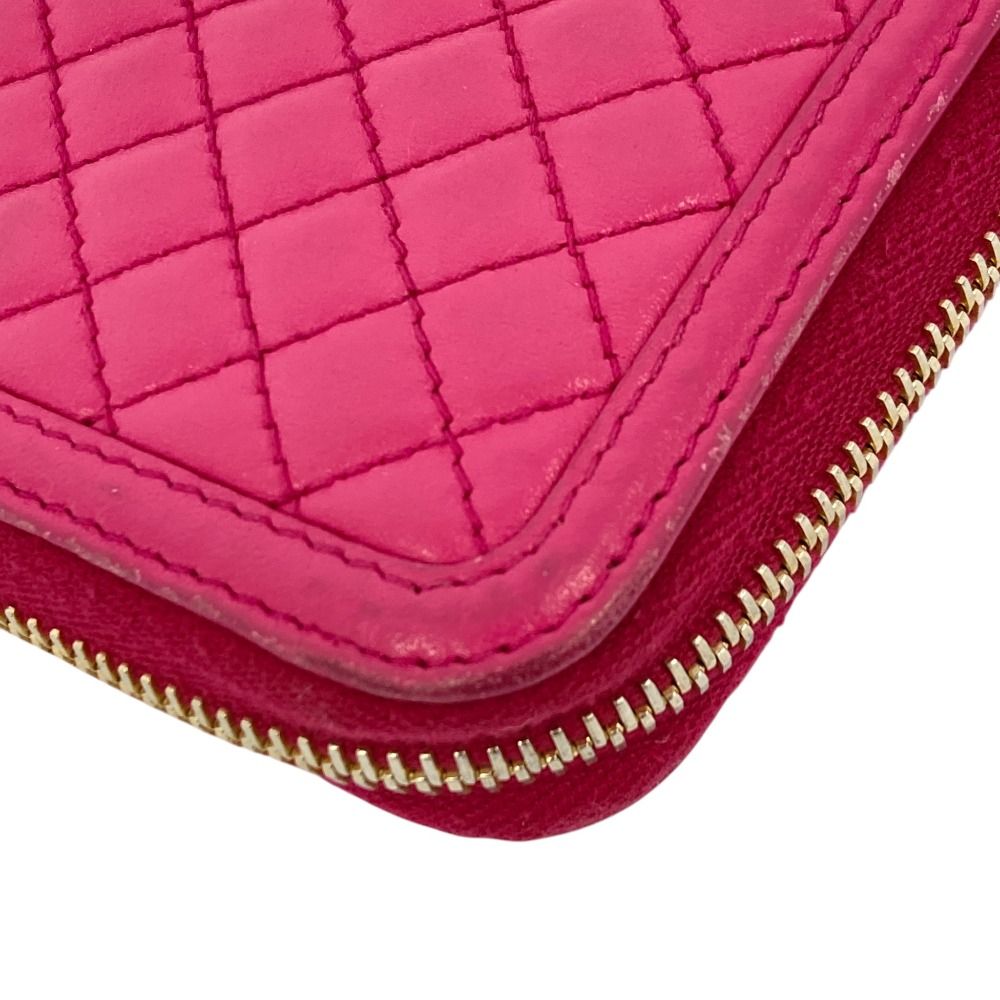 PRADAプラダキルティングラウンドファスナー長財布 プラダ 公式通販
