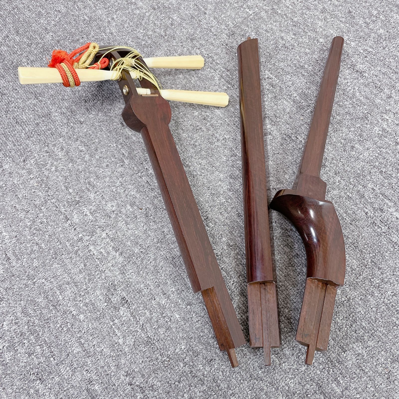 三味線 細棹 一本溝 紫檀 綾杉彫り胴 和楽器