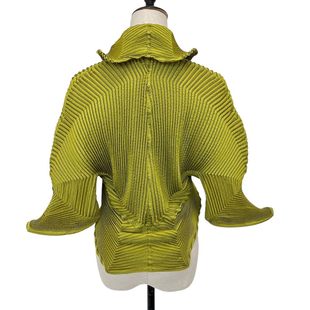 ISSEY MIYAKE イッセイミヤケ 3D スチーム ストレッチ ジャケット 新品同様 ISSEY MIYAKE イッセイミヤケ 3D スチームストレッチ