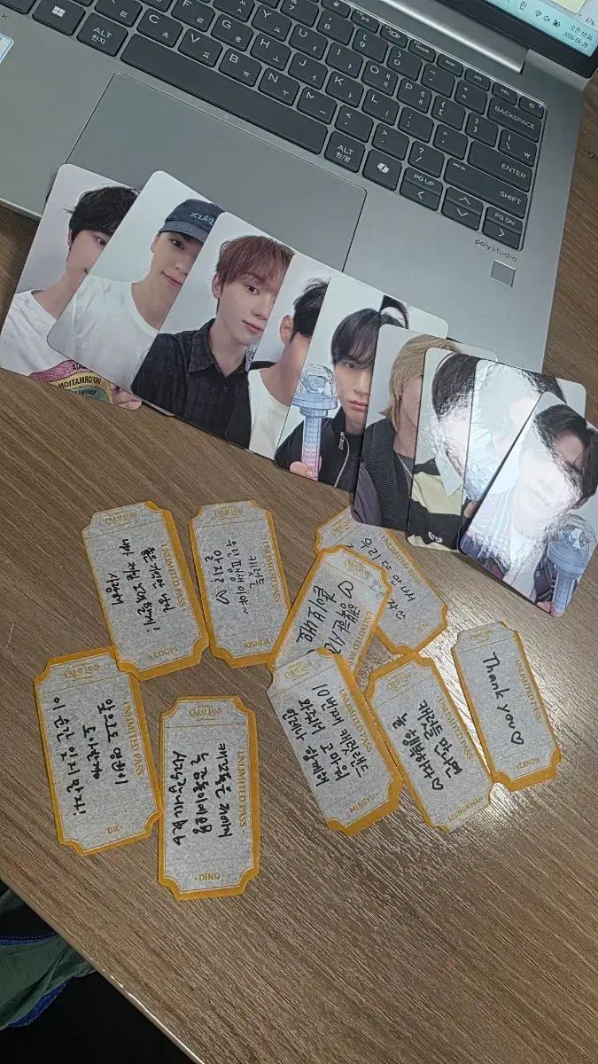 SEVENTEEN(セブンティーン・セブチ) CARAT LAND(ケレン) CARAT ZONE(カラットゾーン) + コンフェティ caratland caratzone