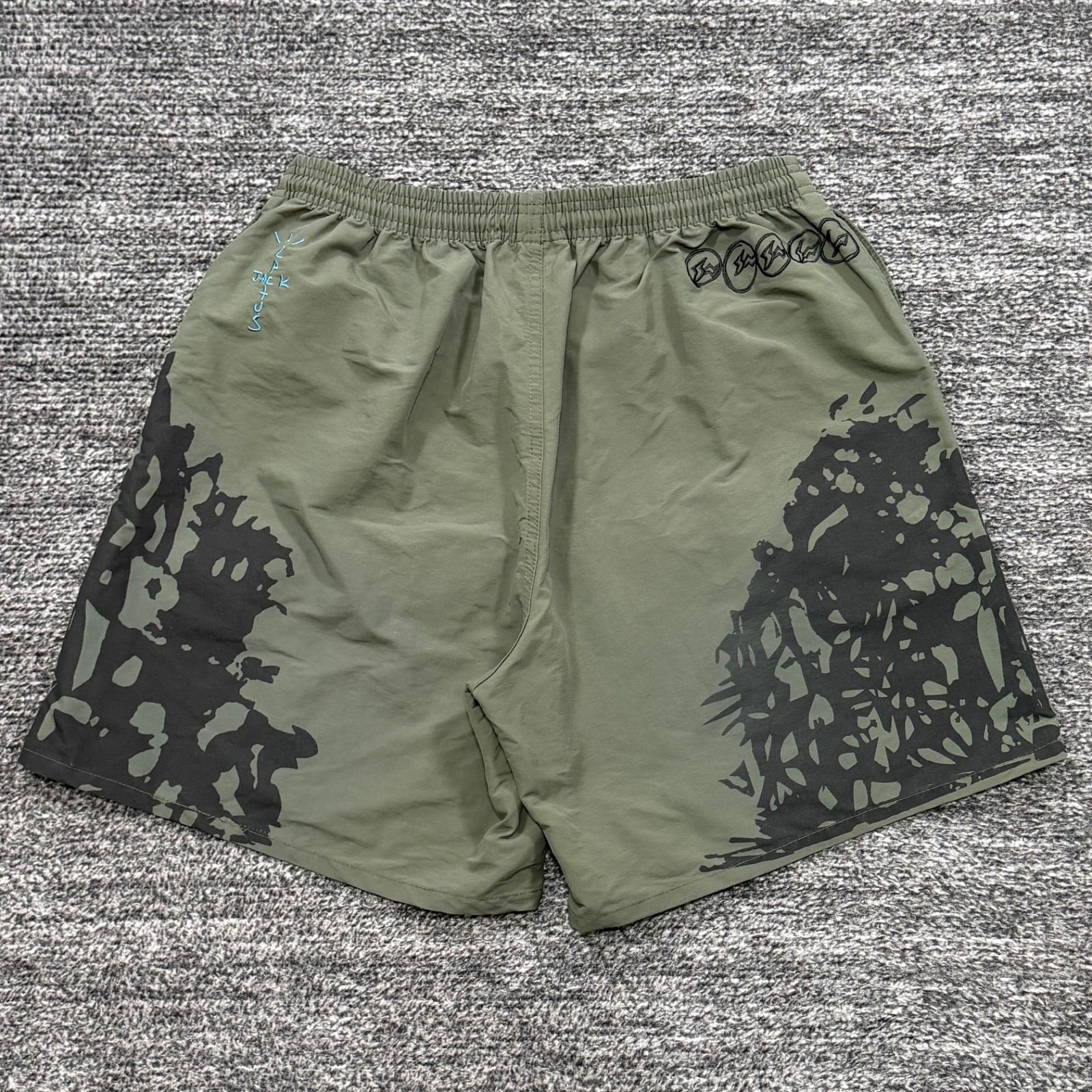 美品 Travis Scott Fragment Cactus Jack Eagle Logo Shorts Olive