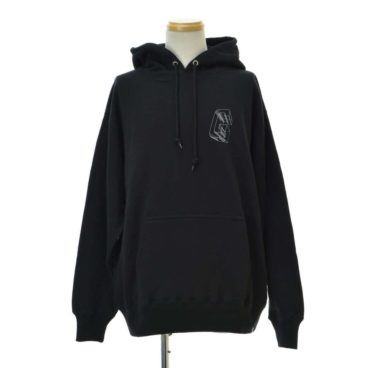 【V.A./VA×fragmentdesign×機動戦士ガンダム】VBM-15250 GUNDAM45FRGMT Dimensions G Hoodie 04スウェットパーカー V.A./VA×fragmentdesign×機動戦士ガンダム】VBM-15250 GUNDAM45FRGMT