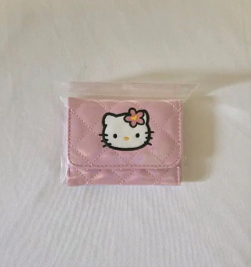 ハローキティ 3段 財布 ハローキティ ポップアップ 8,068円