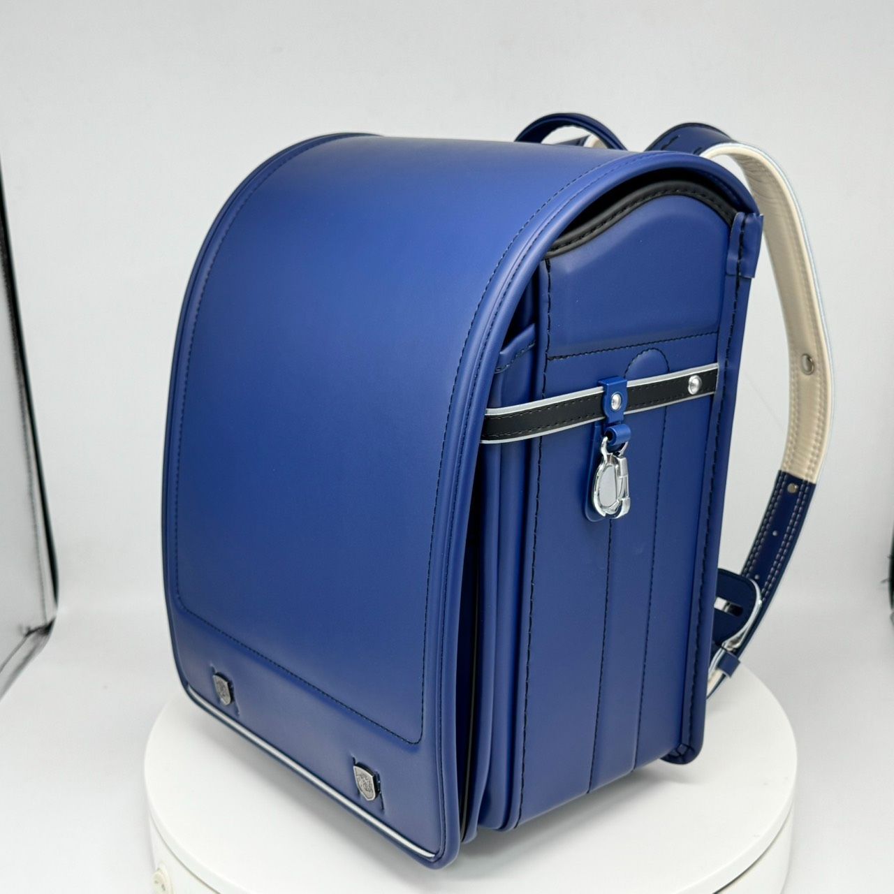 フィットちゃん：青・黒：百貨店別注(エンブレム）：新品・未使用：大容量１３．５ｃｍ。