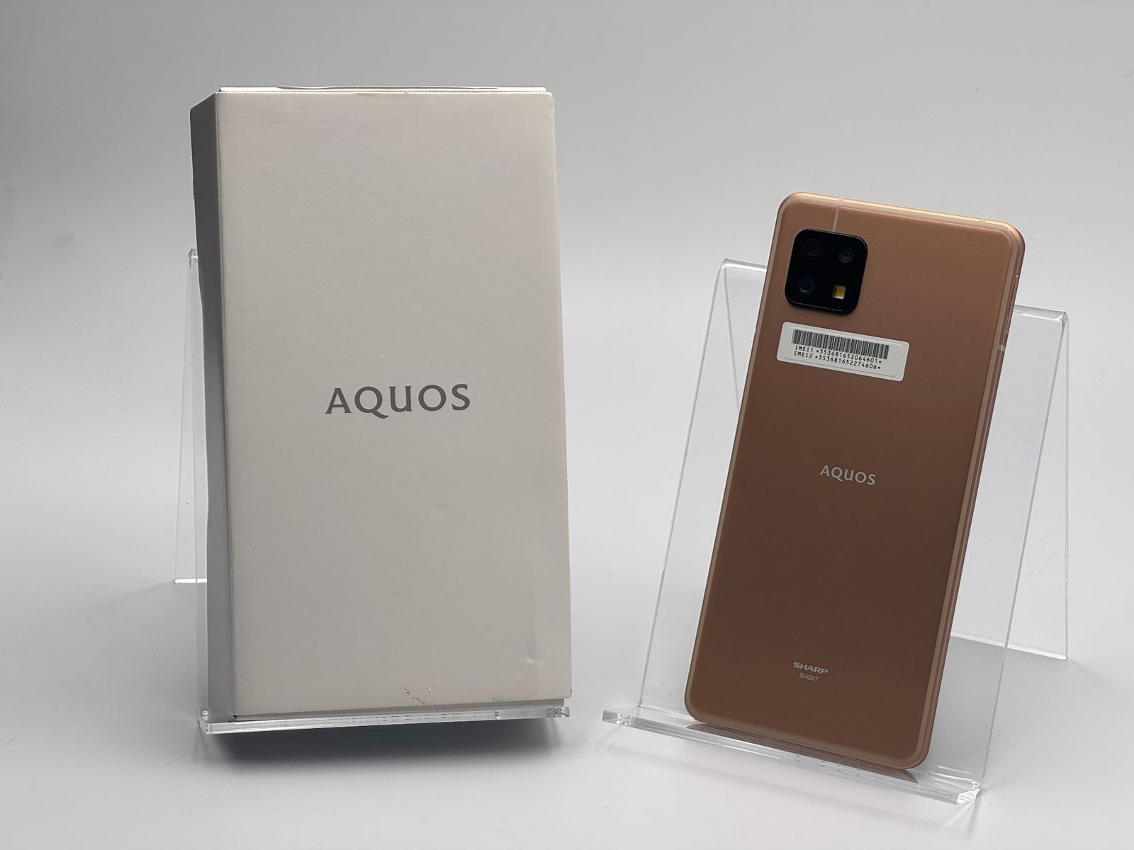 【箱あり】AQUOS sense 6s SHG07 ライトカッパー 箱付き訳あり中古B】AQUOS sense6s SHG07 ライトカッパー SIMフリー 白