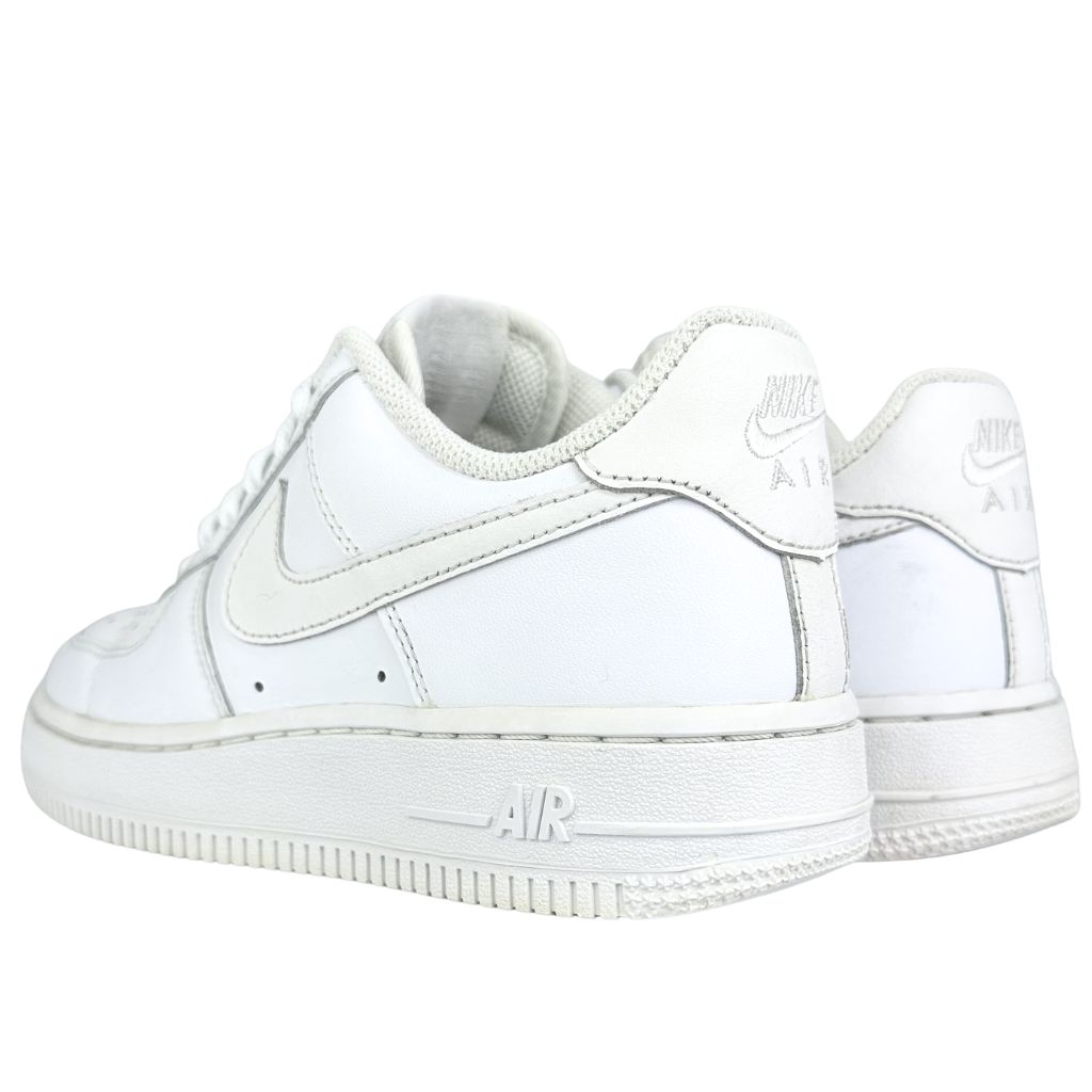 NIKE AIR FORCE 1 07ナイキ エア フォース 1 07 トリプル ホワイト 白