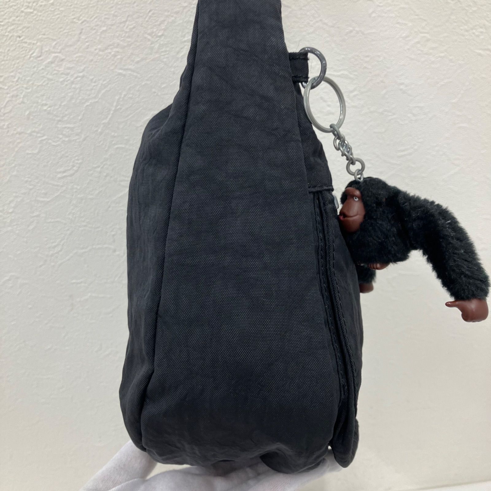 5469 Kipling キプリング ショルダーバッグ ブラック 黒 チャーム付き