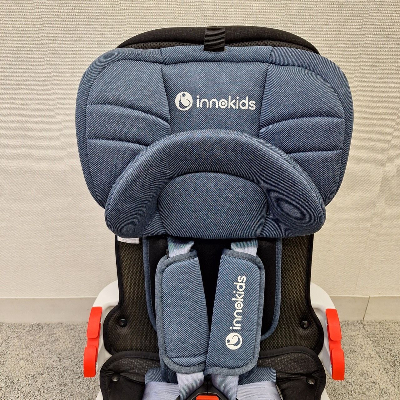 innokids ISOFIX対応 ジュニアシート SN.0412053 - メルカリ