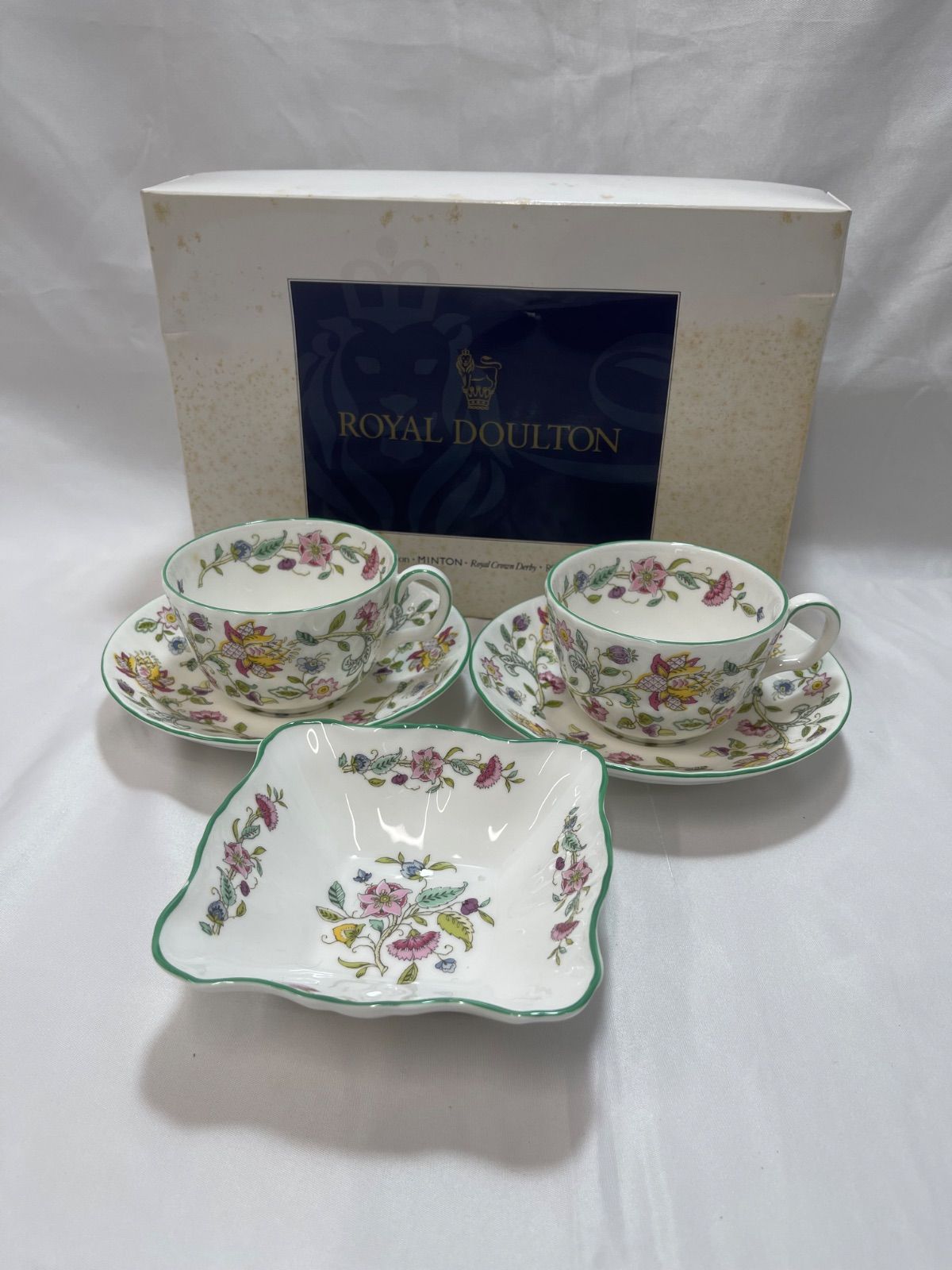 ロイヤルドルトン　ティーセット　4ピース　ミントン　ハドンホール MINTON（ミントン） ハドンホール ティーカップセット - メルカリ